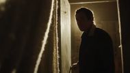 A still from the ‘Midnight in the Switchgrass’ trailer (Image via YouTube/Lionsgate Movies)